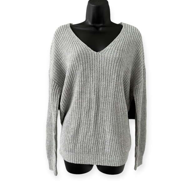 Francesca’s Collections Mi Ami Twisted Knotted Sweater Gray Women’s Size Small - Picture 1 of 6